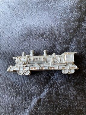 Vintage Masterworks '84 Fine Pewter Miniature Diamond-Cut Steam Train Locomotive